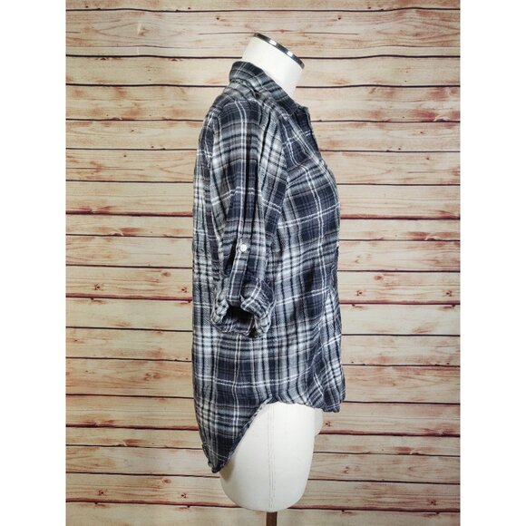 Grey GAP Plaid Flannel Roll Tab 3/4 Sleeve Blouse with Silver Accent Thread - Picture 6 of 11